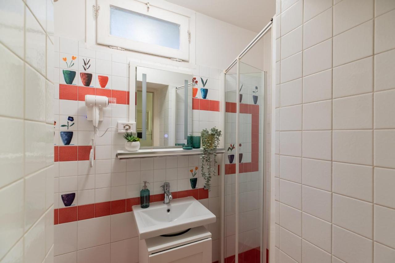 Iflat Comfy Apartament In Campo De' Fiori Roma Esterno foto