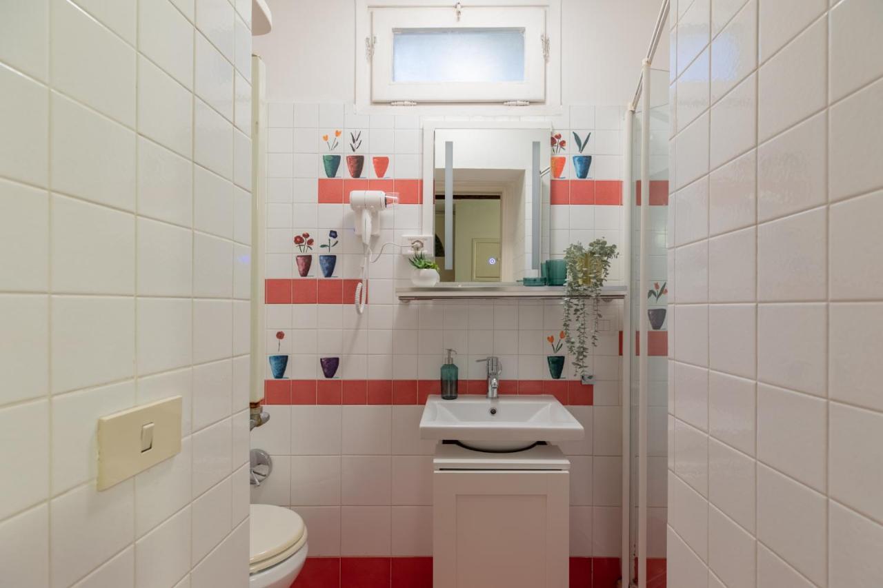 Iflat Comfy Apartament In Campo De' Fiori Roma Esterno foto