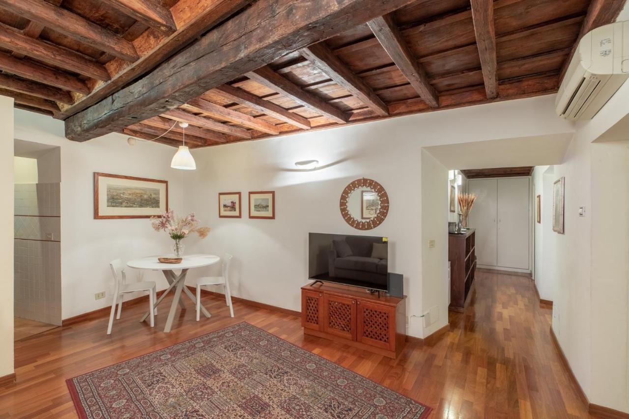 Iflat Comfy Apartament In Campo De' Fiori Roma Esterno foto